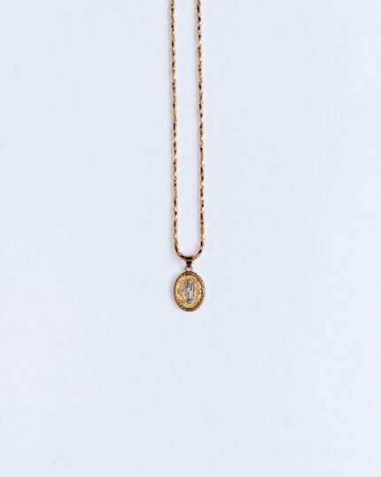 collar medalla virgen